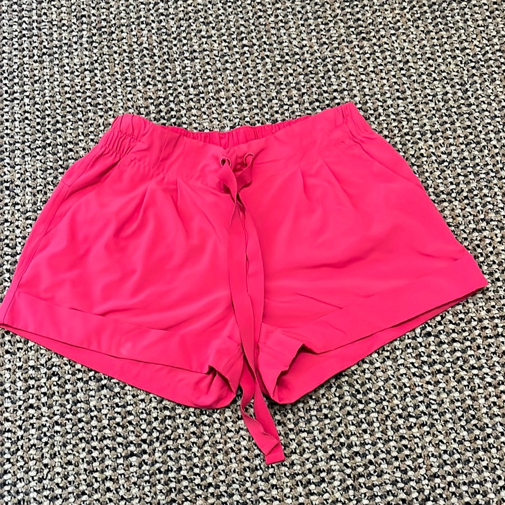 Spring break away short hot pink. Perfect condition!